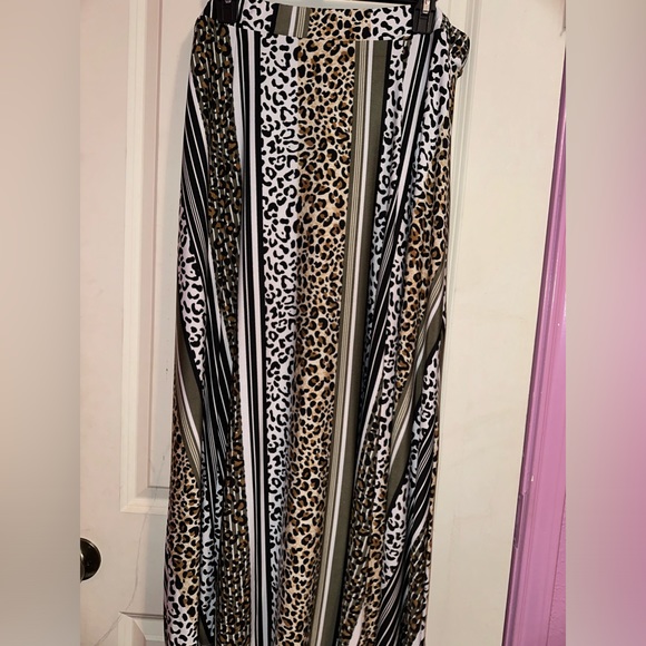 Cato Dresses & Skirts - Cute Cato Cheetah print skirt